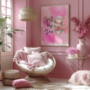 Póster Spill the Tea, tazas de té de acuarela rosa, arte de chismes de moda, decoración de dormitorio femenino, arte de pared caprichoso, póster rosa, decoración, regalo divertido para ella