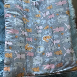 Snuggle Bunny bed with snuggle mat -