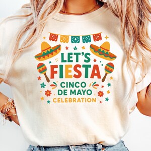 T-shirt Cinco de Mayo : Fiesta, sombrero et maracas - Handmade USA