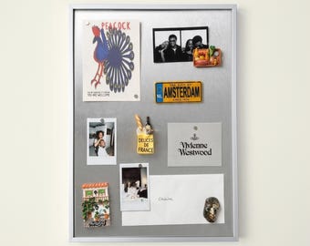 Magnetic Silver Frame with Aluminium Backing – 40 x 30 cm Mount-Free Picture Frame