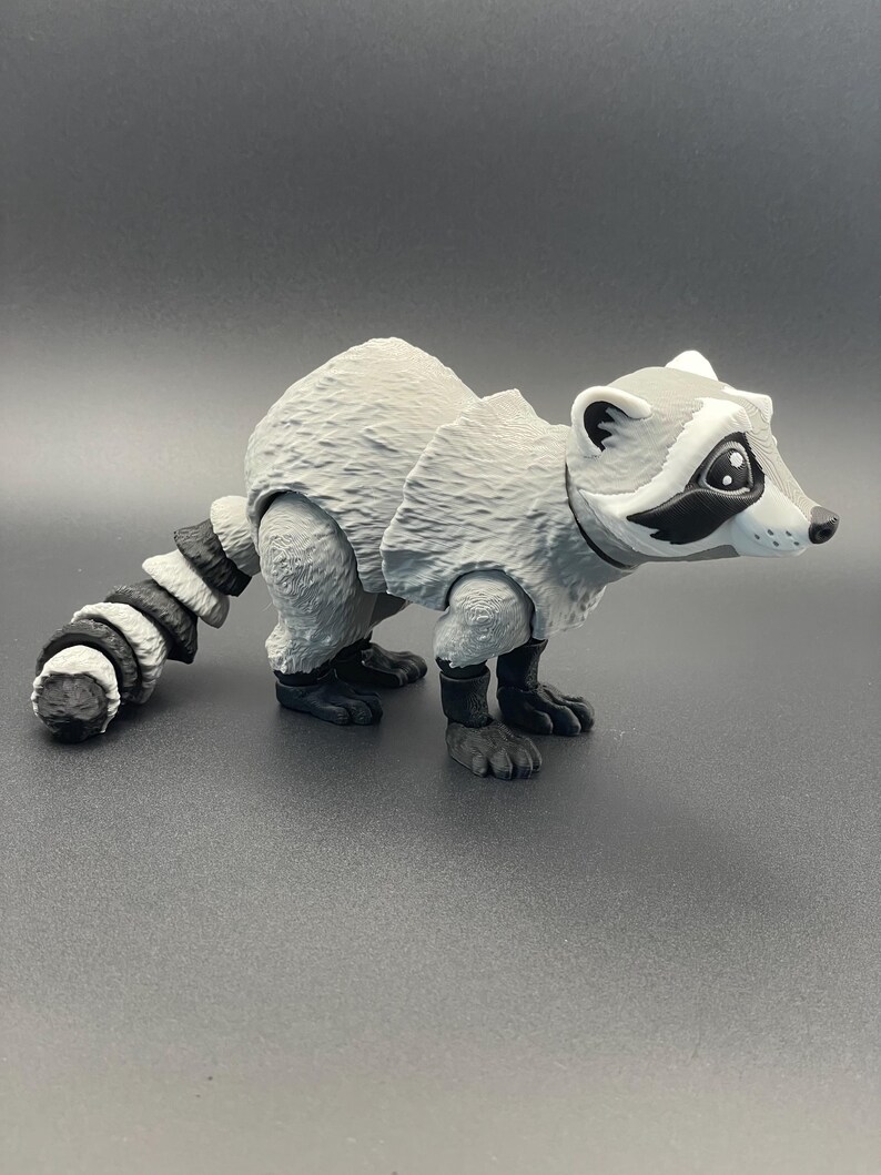 3D Printed Articulated Raccoon Figurine: Poseable PLA Toy - Etsy