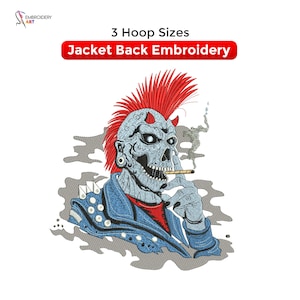 Puede incluir: Diseño bordado de una calavera con cresta roja, cuernos y un cigarrillo. La calavera lleva una chaqueta vaquera con tachuelas plateadas y una camisa roja. Se muestra el texto "Jacket Back Embroidery".