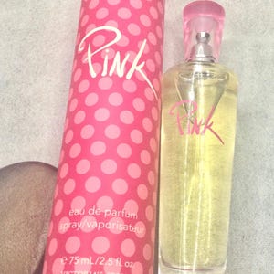 VICTORIA&#39;S Secret Pink  Eau De Parfum  75 ML spray RARE