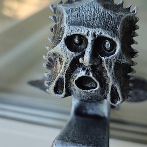 Wrought Iron Door Knocker with Viking Face – Medieval Hand-Forged Gothic Decor, Rustic Metal Front Door Hardware