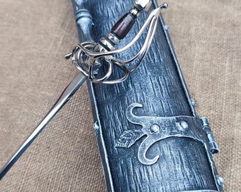 Horquilla con forma de espada y pecho – Horquilla para mujer – Accesorio renacentista para el cabello – Regalo único de aniversario – Joyería fantástica para el cabello – Regalo