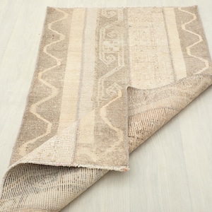 2 x 4 Turks bruinbeige tapijt, 2 x 4 deurmat, klein Oushak-tapijt, vintage kleine mat, kelimbadmat, boho-tapijt, handgeweven wollen mat, 2,0 x 4,4 ft