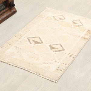 2x3 Turkish Brown Beige Rug, 2x3 Doormat, Tiny Oushak Rug, Vintage Small Mat, Kilim Bath Mat, Boho Area Rug, Handwoven Wool Mat, 1.6X2.7 Ft