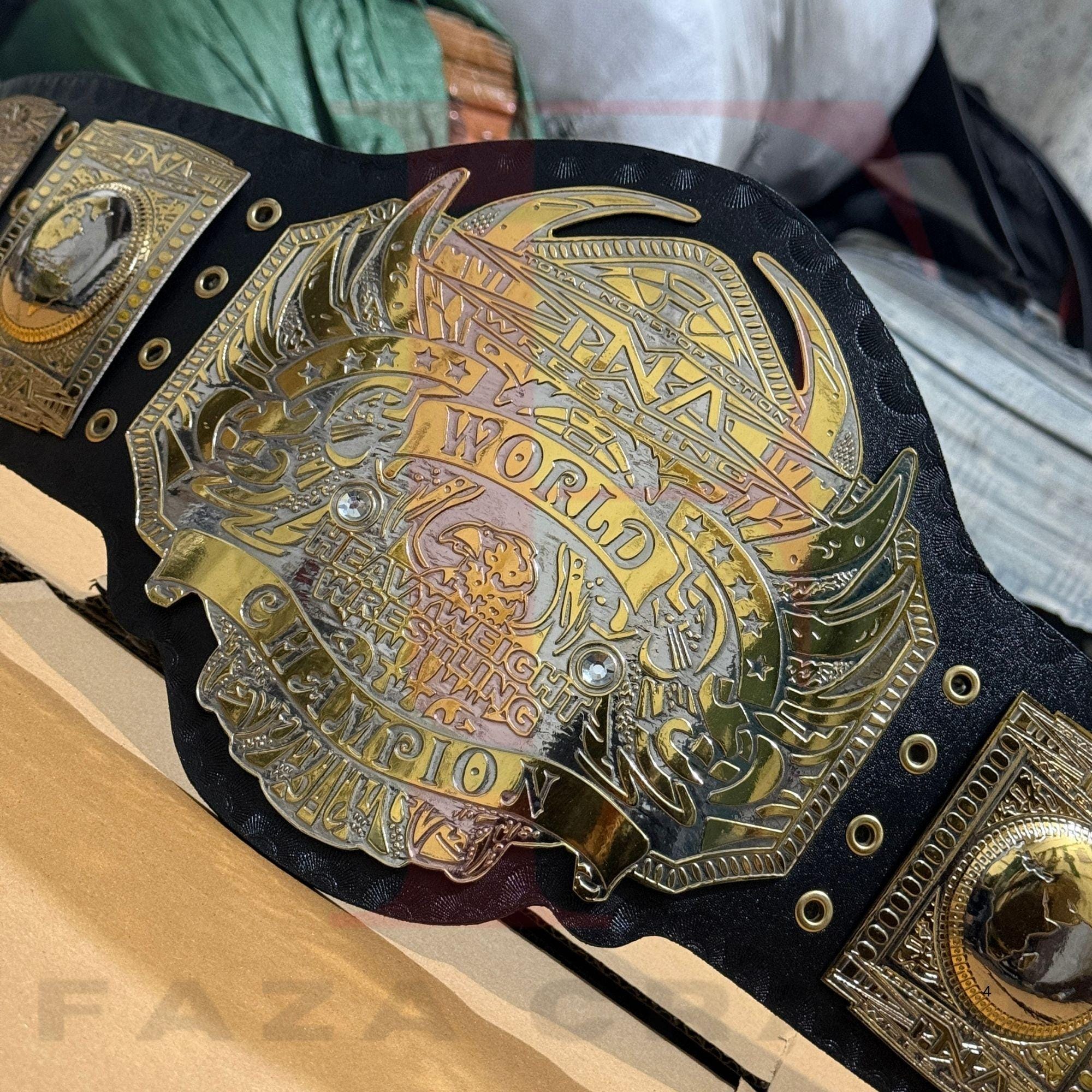 アート・デザイン・音楽 Inka & Niclas Lindergard: The Belt of Ve New TNA World Championship Belt | Custom Made Wrestling Belts for