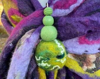 Green shawl pin, green wool brooch with nuno felted detail, green pin, chunky brooch, Lagenlook jewellery, wool shawl pin