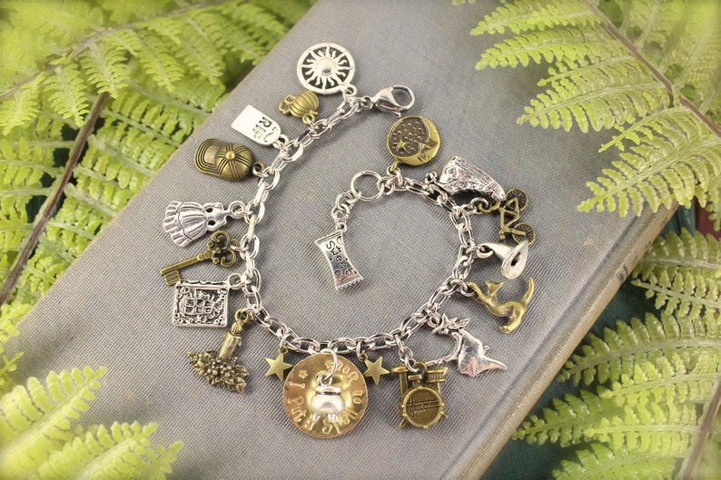 Hocus Pocus Inspired Witch Cat Halloween Movie Vintage Charm Bracelet
