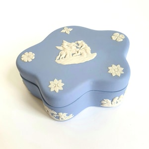 Vintage - Wedgwood Jasperware, Muses Bathing Pegasus, Blue, Star Shaped, Lidded Trinket Box, 1970s