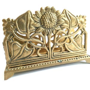 Vintage - Latão, Design de Girassol em Estilo Art Nouveau, Porta-Cartas, Porta-Cartas - Década de 1950