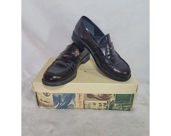 Dark Academia Penny Loafer aus burgunderrotem Leder im 90er-Jahre-Y2K-Revival-Stil, Größe 6,5, Ivy League