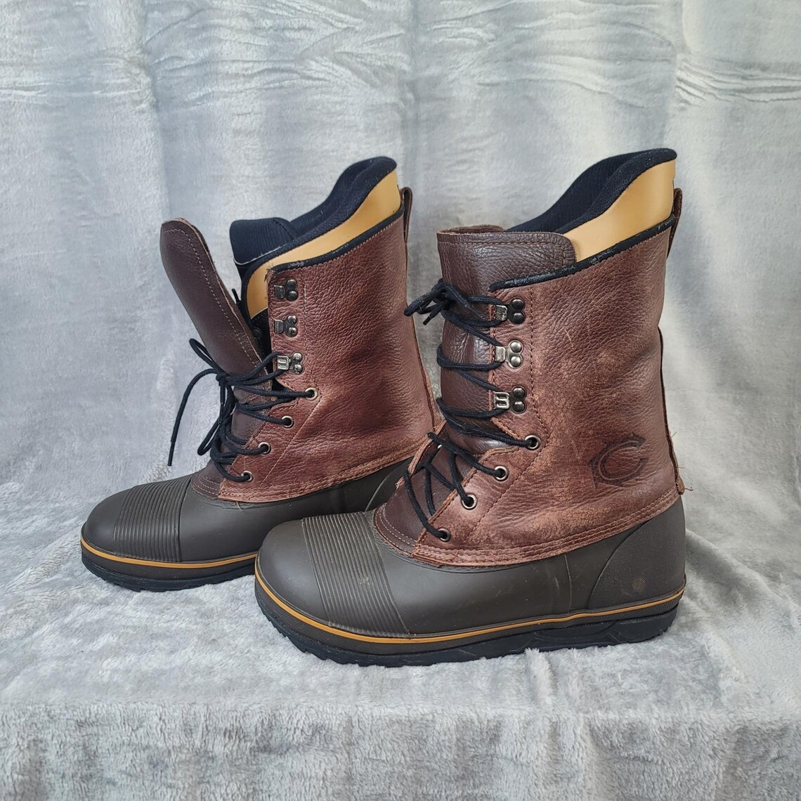 Burton Comp Vintage Snowboard Boots Mens 12 Brown Leather Rubber Duck Boots, foto 1 di 5
