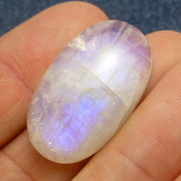 Cabujón de piedra lunar arcoíris de 35,285 quilates, ovalado, azul, reflectante, translúcido, de Schiller, diseñador de joyas, hecho a mano, único en su tipo, raro