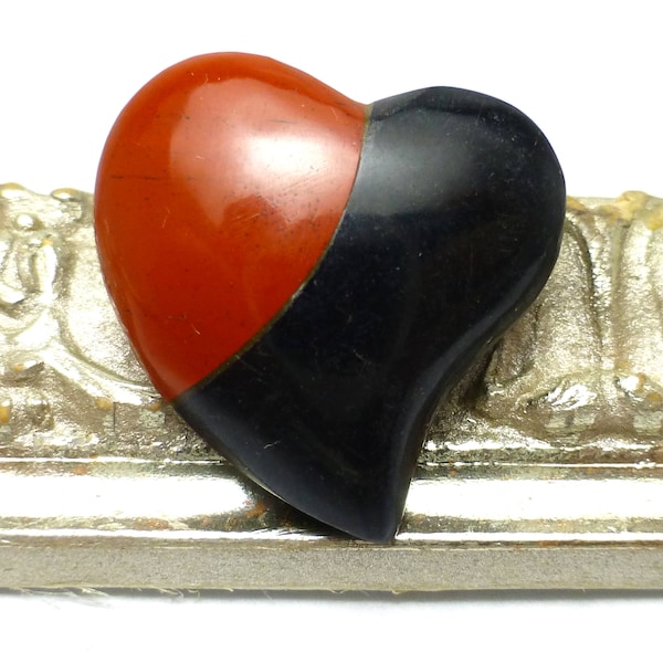 13.940 Carats Onyx and Red Jasper Intarsia Heart Cabochon Handmade bi Color Valentine's Day Red Black Love Heart Cab for Jewelry - Vintage