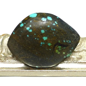 Hubei Chinese Turquoise Cabochon Free Form Handmade Gemstone Lisajoy Sachs Sky Blue Aqua Jewelry Designer ONE Stone Necklace