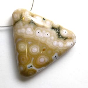 Ocean Jasper Bead Drop Triangle Shaped Quality Hand Cut Designer Form One of a Kind Beautiful Pattern Modeling Pendant Necklace Cabochon