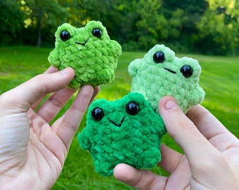Frog Plushie - Handmade Crocheted Item