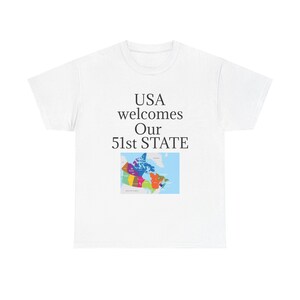 Unisex-T-Shirt aus schwerer Baumwolle - Die USA heißen unseren 51. ZUSTAND willkommen, perfekt für Reisebegeisterte, politische Ereignisse, Geschenkidee, Freizeitkleidung, Sommer