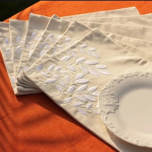Embroidered Cotton Placemats (Set of 6): Egyptian Leaf Design