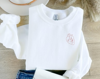Sudadera bordada con corazón anatómico: Regalo para estudiantes de medicina