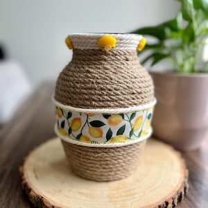The Lemon Vase, summer decor, lemon centerpiece, lemon themed party