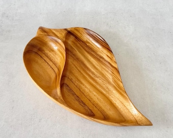 Vintage Blair Hawaii Monkeypod Wood Split Leaf Bowl, Hand-Carved Divided Serving Dish | Mid-Century Snack Tray
