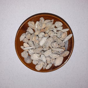 Moroccan Hajrat El Fak Stone: Natural Incense -  بخور حجرة الفك