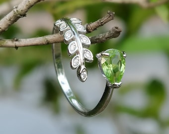 Anillo de peridoto con hoja de plata, ajustable, delicado anillo envolvente, joyería botánica