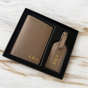 Presente de viagem personalizado | Carteira de passaporte personalizada | Acessórios de viagem | Presente de viagem para ela | Pedido de casamento para padrinhos | Presente de casamento |