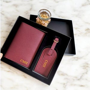 Personalisierte Passhülle - Reisegeschenk für Sie | Brautjungfer Vorschlag, Flitterwochen Geschenk, Trauzeugen Geschenk, Hochzeitsbox
