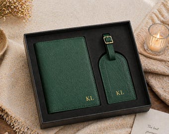 Spersonalizowany zestaw etui na paszport i zawieszek do bagażu, prezent podróżny dla drużbów, akcesoria podróżne