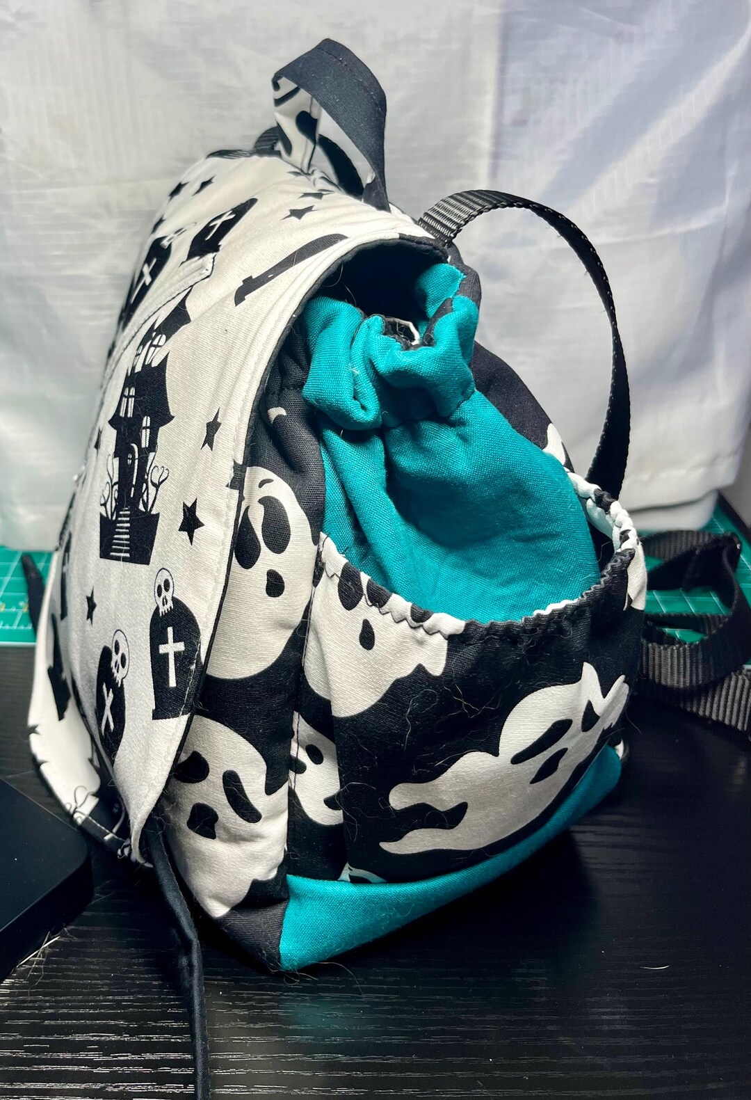 Mini Backpacks With Adjustable Straps, Cinch Closure and an Overflap ...