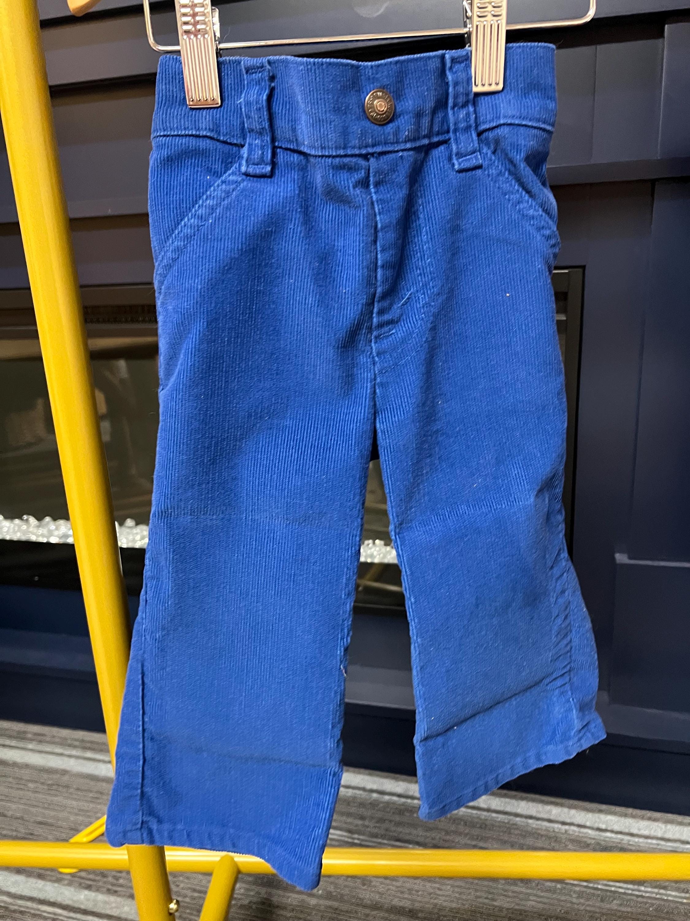 ヴィンテージ リトル リーバイス コーデュロイ パンツ。サイズ 2T