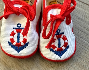 Zapatos marineros para bebé. Zapatos náuticos para cuna. Nuevos, sin empaque. Talla 0-3 meses.