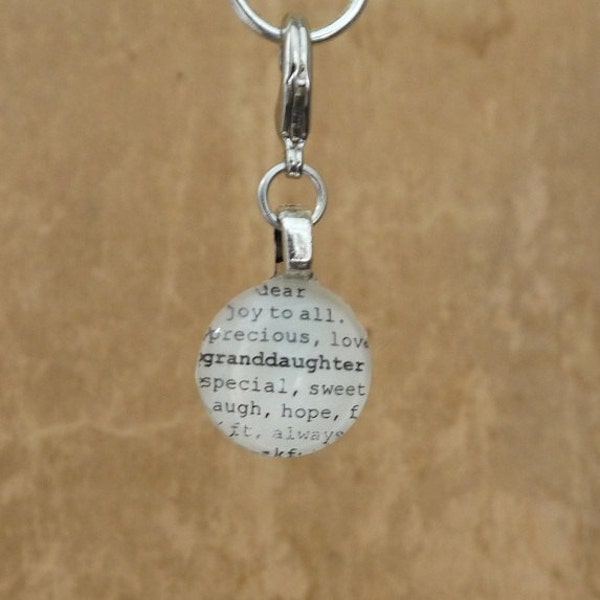 Enkelin Charm Wörterbuch Wort Clip-on Glas Gem von Kristin Victoria Designs