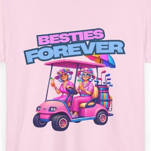 Besties Golf Cart Abenteuer T-Shirt, Freundschaft Spaß Pink Golf Cart T-Shirt, Damen Lachen Erinnerungen Shirt, BFF Cruise Toasting Tee, Frauen