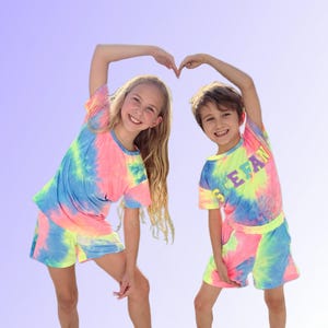Personalized Tie-Dye Kids Set: Organic Cotton Summer Outfit