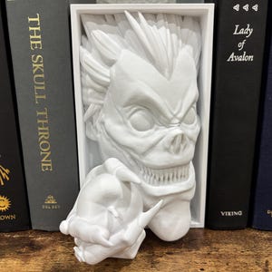 Ryuk Buchecke Regaldekoration Dekor Buchstütze Regaleinsatz