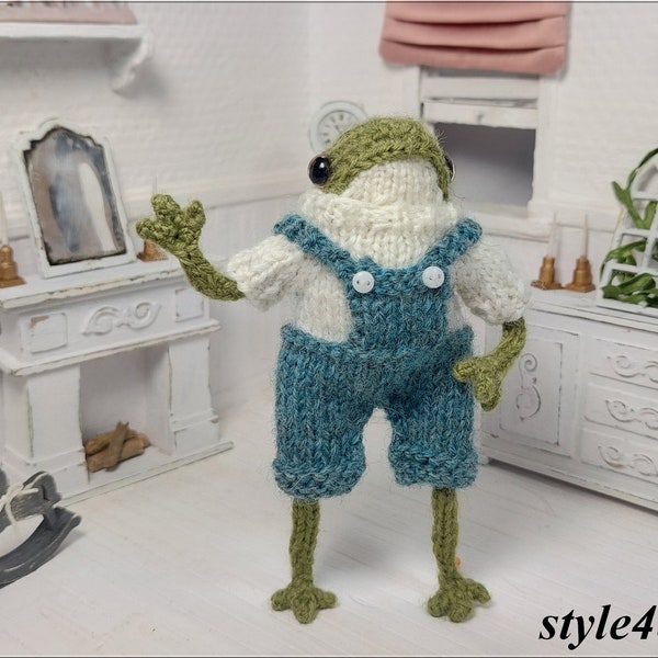 READY to SHIP Cute frog knitted and outfit style4doll