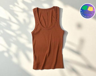 Slim Fit Ribbed Tank Top: Stretchy Sleeveless Tee