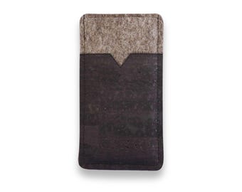 Handytasche aus Filz und schwarzem Kork für Huawei P30 Pro mit zusätzlicher dünner Silikonhülle