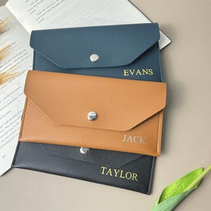Portafoglio in pelle personalizzato / Porta carte di credito sottile / Portafoglio minimalista per donna / Regalo per lei / Regalo di compleanno personalizzato fatto a mano