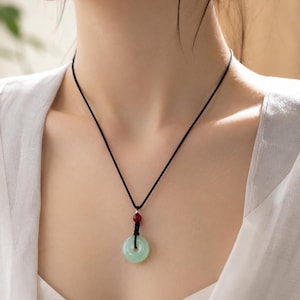 Traditional Chinese Red String Jade Necklace – Green Jade Donut Pendant for Luck & Protection