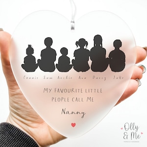 Personalised Nanny/Nanna/Grandma/Nana Sign/Plaque Gift Keepsake | Mother's Day/Birthday Present | Favourite Little People | Acrylic Heart