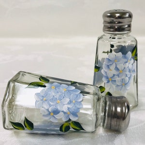 Salt and pepper, shakers,hand painted, blue hydrangeas, gift image 5