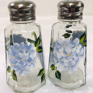 Salt and pepper, shakers,hand painted, blue hydrangeas, gift image 4