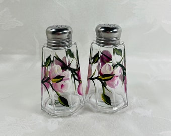 salt and pepper, shakers, hand painted, pink roses , gift