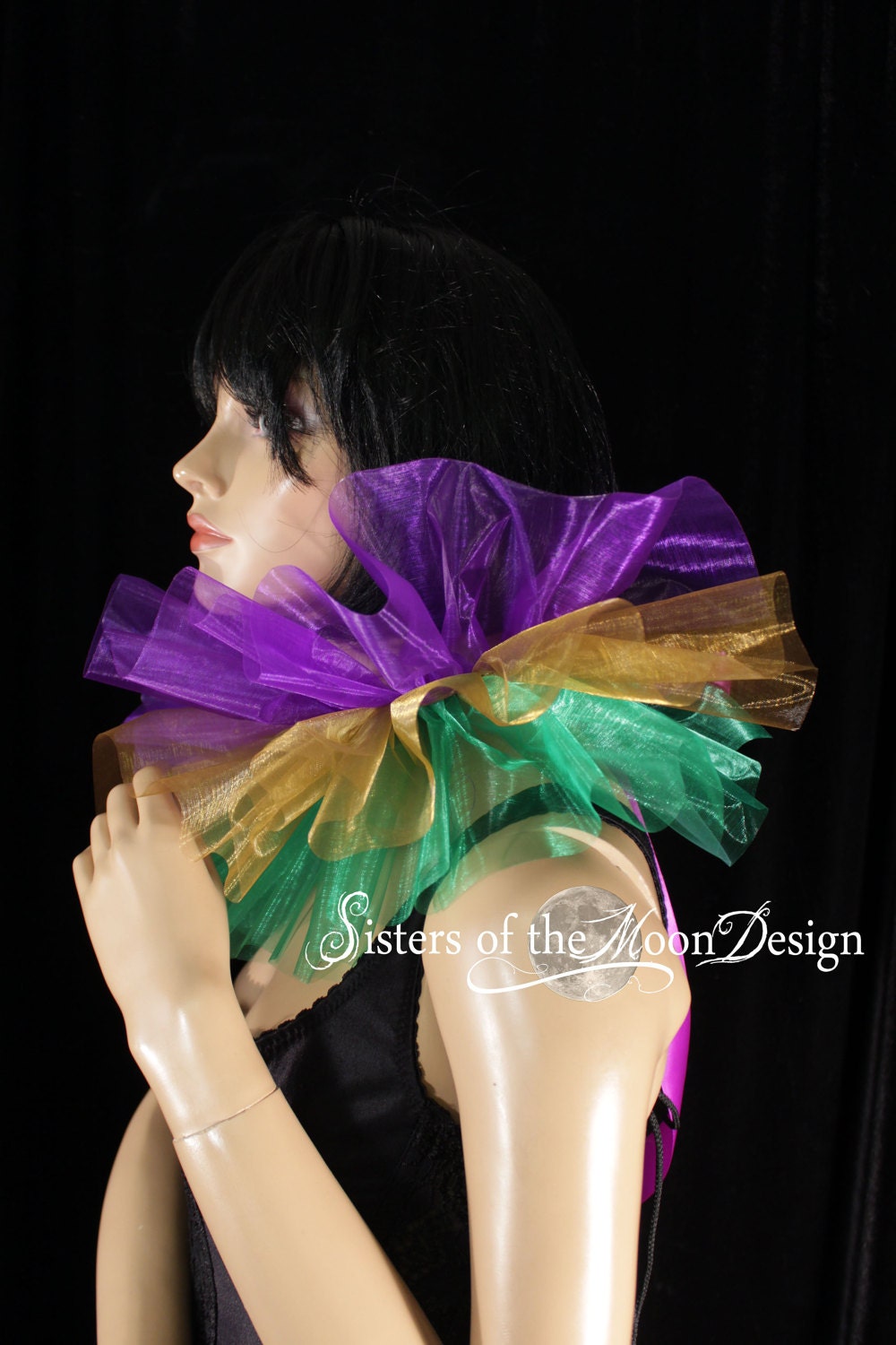 mardi gras collar frame